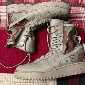 Nike SF Air Force 1 Desert Camo